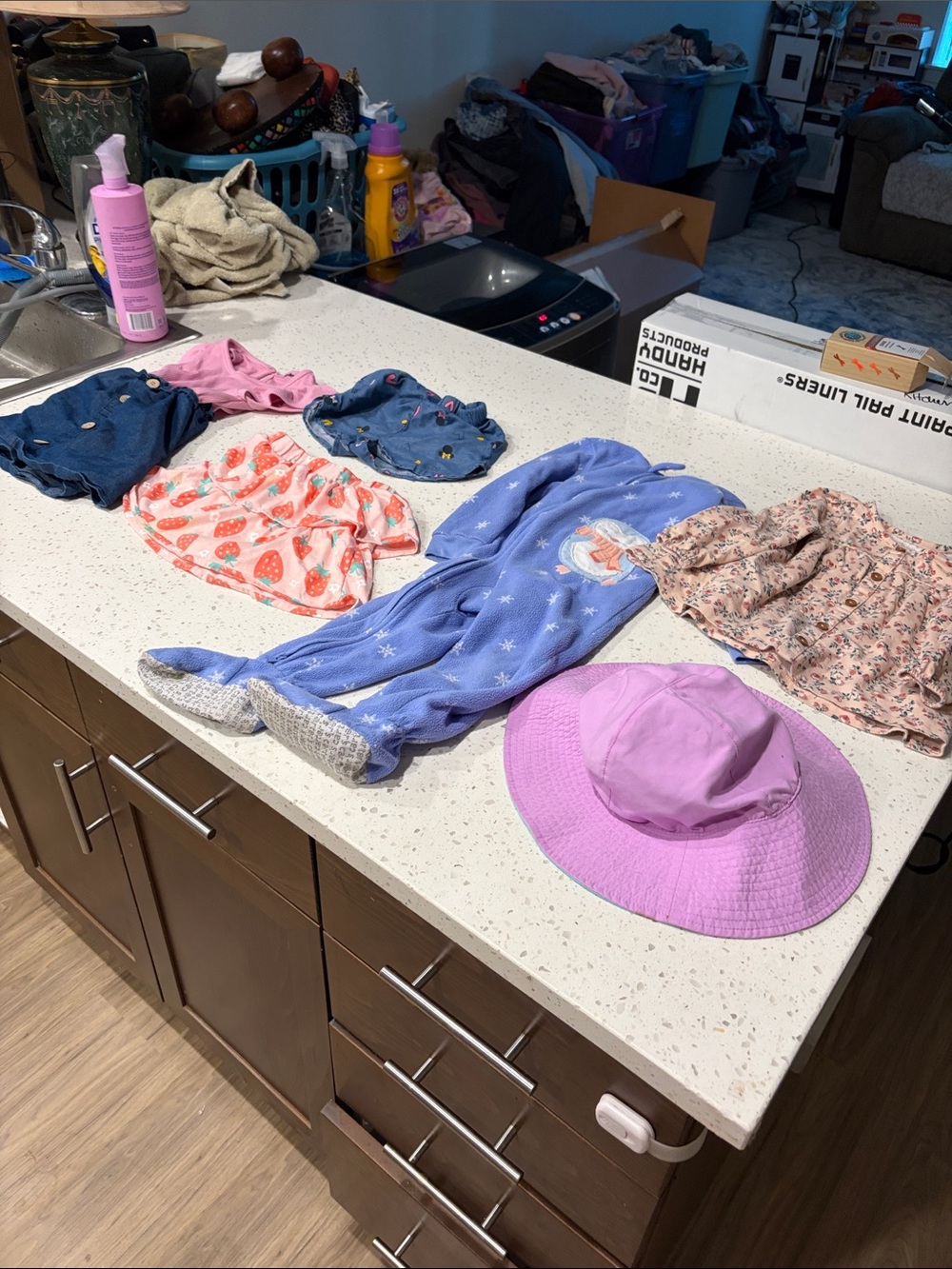 Kids clothing bundle
